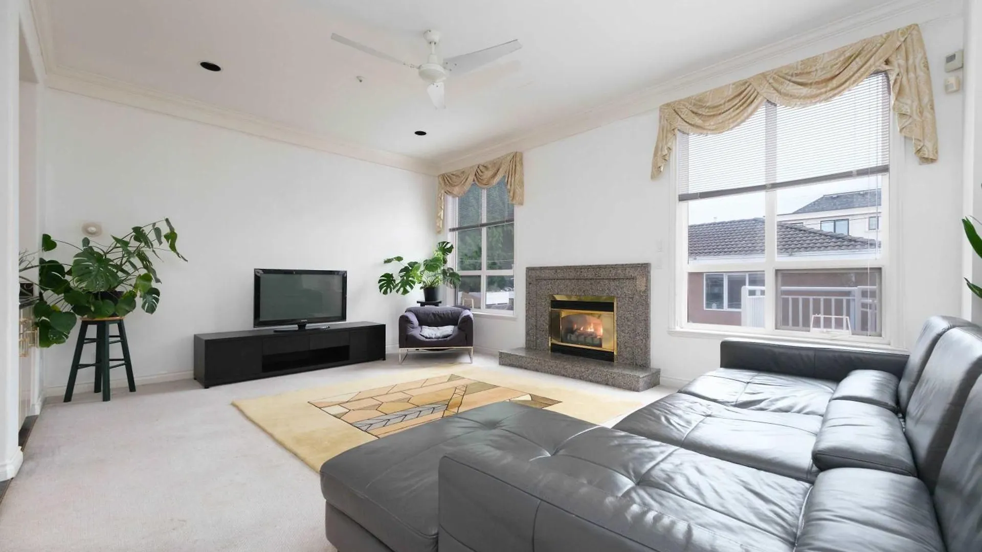 Private Room With Private Washroom In Homestay Vancouver Holiday home