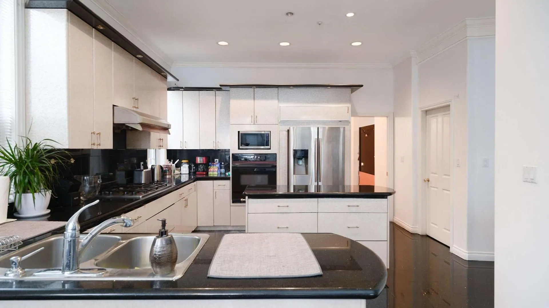 Holiday home Private Room With Private Washroom In Homestay Vancouver